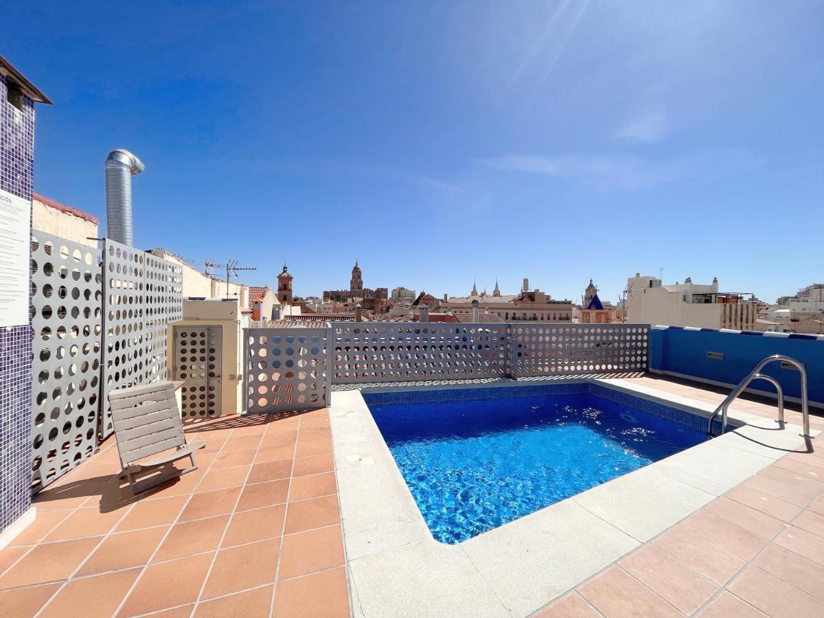 Homely Malaga Carreteria Con Piscina Kültér fotó